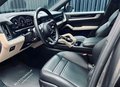Daumennagel 15 - Porsche Cayenne Coupe E-Hybrid