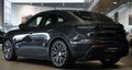 Daumennagel 4 - Porsche Macan Electric