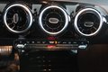 Thumbnail 22 - Mercedes-Benz A 200 7G AMG-LINE