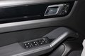 Thumbnail 35 - Porsche Cayenne Coupe E-Hybrid Platinum Edition