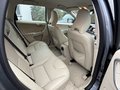 Daumennagel 18 - Volvo XC60 T5 Summum AWD Leder Navi Xenon Memory SHZ Tempomat