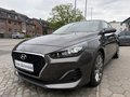Daumennagel 1 - Hyundai i30 Fastback 1,4 TDGI Trend Automatik Navi Kamera SHZ Lenkradheizung