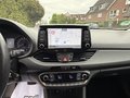 Daumennagel 14 - Hyundai i30 Fastback 1,4 TDGI Trend Automatik Navi Kamera SHZ Lenkradheizung