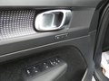 Daumennagel 12 - Volvo XC40 D4 R-Design AWD LED ACC Memory Navi SHZ CAM