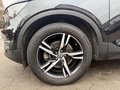 Daumennagel 26 - Volvo XC40 D4 R-Design AWD LED ACC Memory Navi SHZ CAM