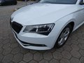 Daumennagel 10 - Skoda Superb Combi Style 2,0 TDI DSG AHK ACC Memory Navi SHZ Carplay