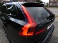 Daumennagel 27 - Volvo V90 Kombi R Design D4 Pano LED Kamera Head-Up ACC Keyless SHZ