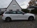 Daumennagel 4 - Volvo V60 Kombi B4 R-Design ACC LED Standhz. Memory 4xSHZ Lenkradhz.