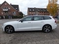 Daumennagel 8 - Volvo V60 Kombi B4 R-Design ACC LED Standhz. Memory 4xSHZ Lenkradhz.