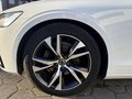 Daumennagel 9 - Volvo V60 Kombi B4 R-Design ACC LED Standhz. Memory 4xSHZ Lenkradhz.