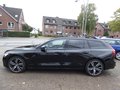Daumennagel 9 - Volvo V60 Kombi B5 R-Design ACC Memory Leder LED 360°Cam Bowers & Wilkins