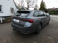 Daumennagel 4 - Skoda Octavia Combi 2.0 TDI Tour Head-Up Display AHK Navi