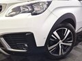 Daumennagel 28 - Peugeot 5008 Allure |7 SITZER|AOTUM|LEDER|SITZHEIZUNG