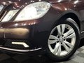 Daumennagel 19 - Mercedes-Benz E 350 CGI BE 7G SCHIEBEDACH|ILS BI-XENON|LEDER