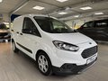 Daumennagel 5 - Ford Transit Courier Trend
