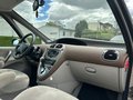 Daumennagel 8 - Citroën Xsara Picasso 2.0 16V Exclusive Automatik *Tisch