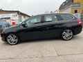 Daumennagel 18 - Peugeot 308 1.6 16V Turbo SW Allure * Leder * Navi * SZH