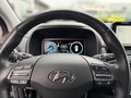 Daumennagel 8 - Hyundai KONA 1.6 CRDI Prime Mild Hybrid 136 PS AHK  - 4WD