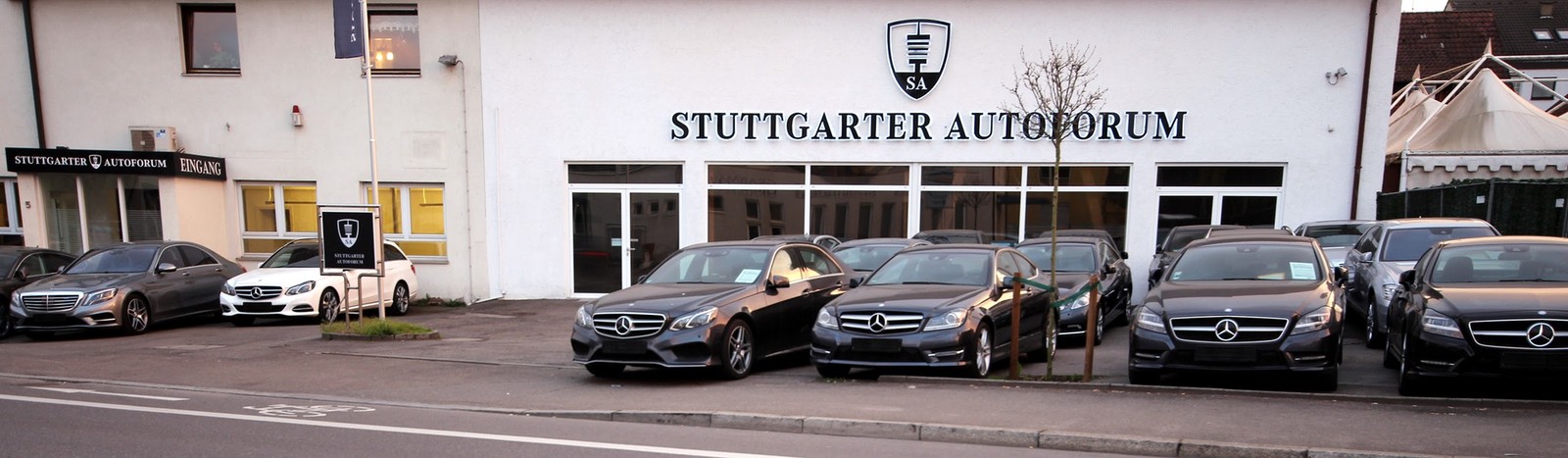 STUTTGARTER AUTOFORUM | Händler für exklusive Fahrzeuge