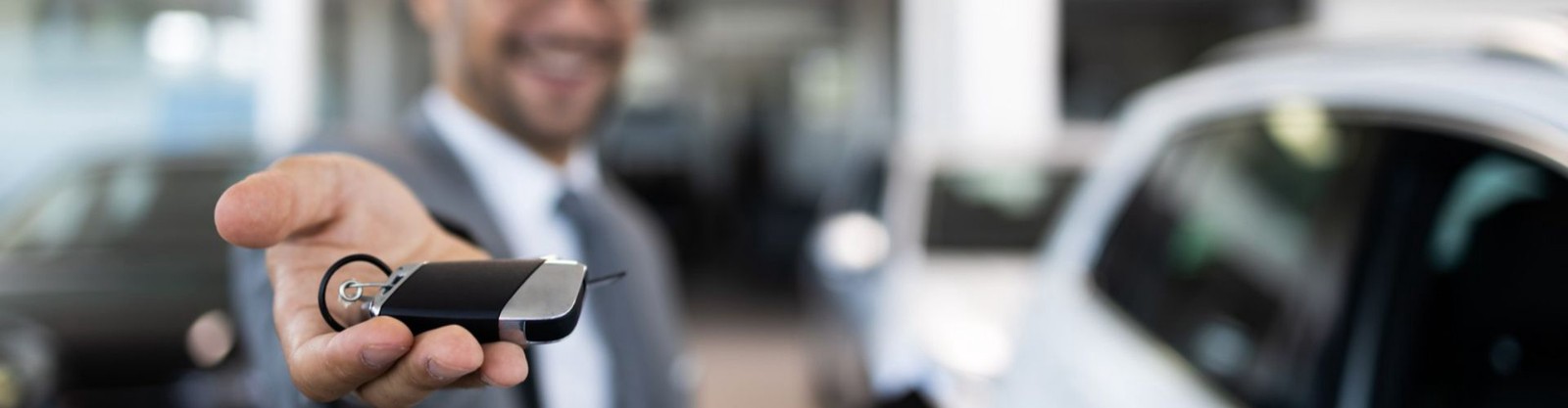 Car World Automobile | Gebrauchtwagen händler