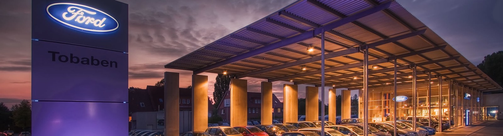 Autorisierter Neuwagen Händler mit Ford Store