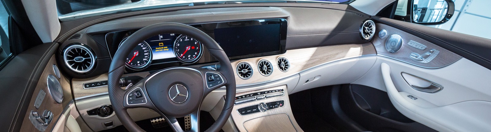 CARAGON - Ihr Händler für exklusive Fahrzeuge