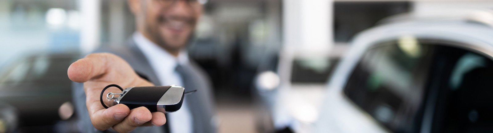 CARAGON - Ihr Händler für exklusive Fahrzeuge