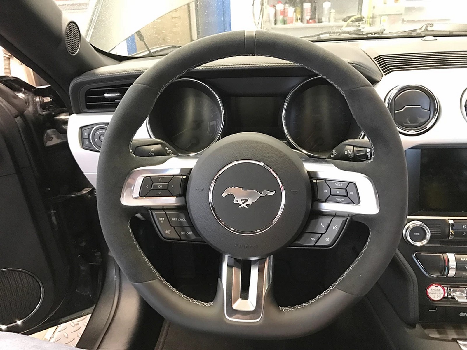 2 Stück Kohlefaser-Aufkleber Innengriffring Türgriffrahmen  Auto-Innenraum-Styling-Zubehör Für Ford Mustang 2015 2016 2017 2018 2019  2020
