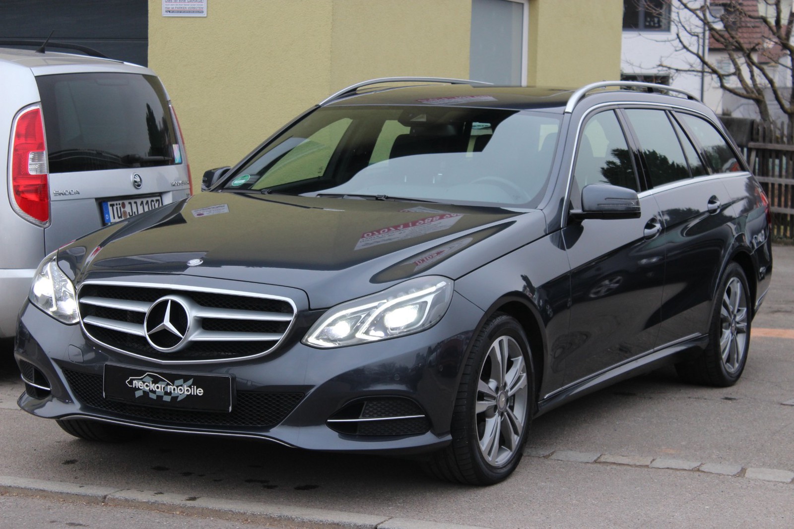 Mercedes-Benz E250CDI Avantgard ILS 7-Sitz Leder SD PDC Sitzheiz