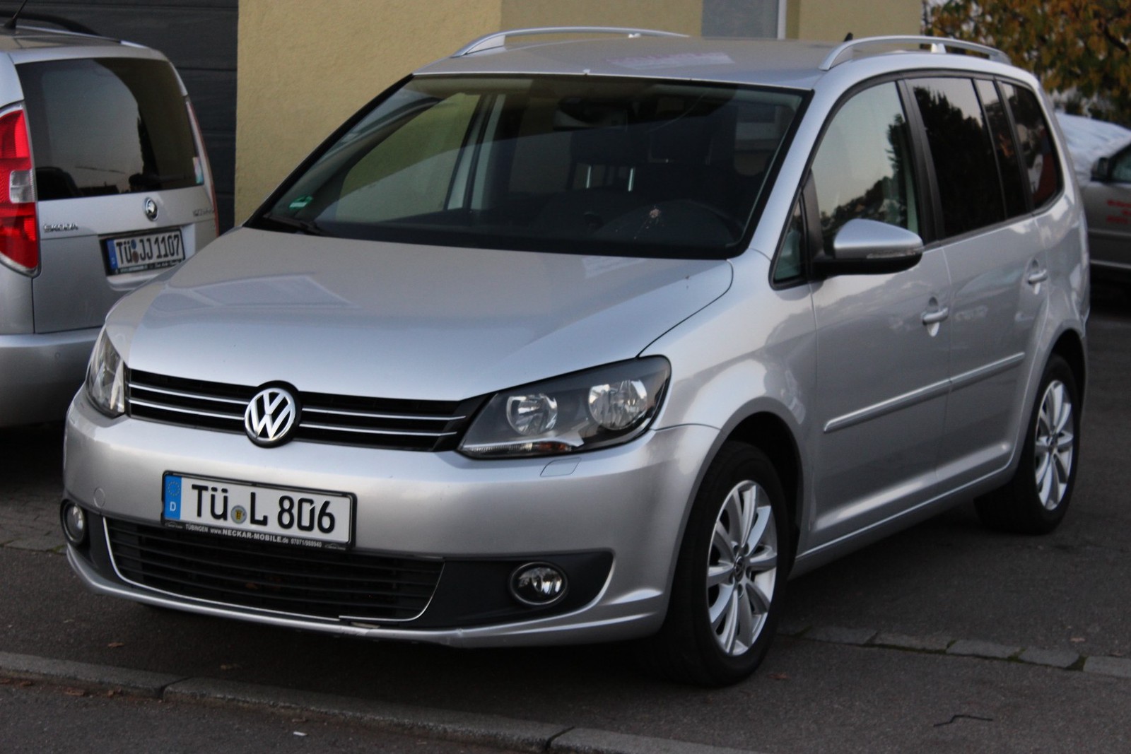 Volkswagen Touran 2.0 TDI Highline Navi DSG Sitzheizung