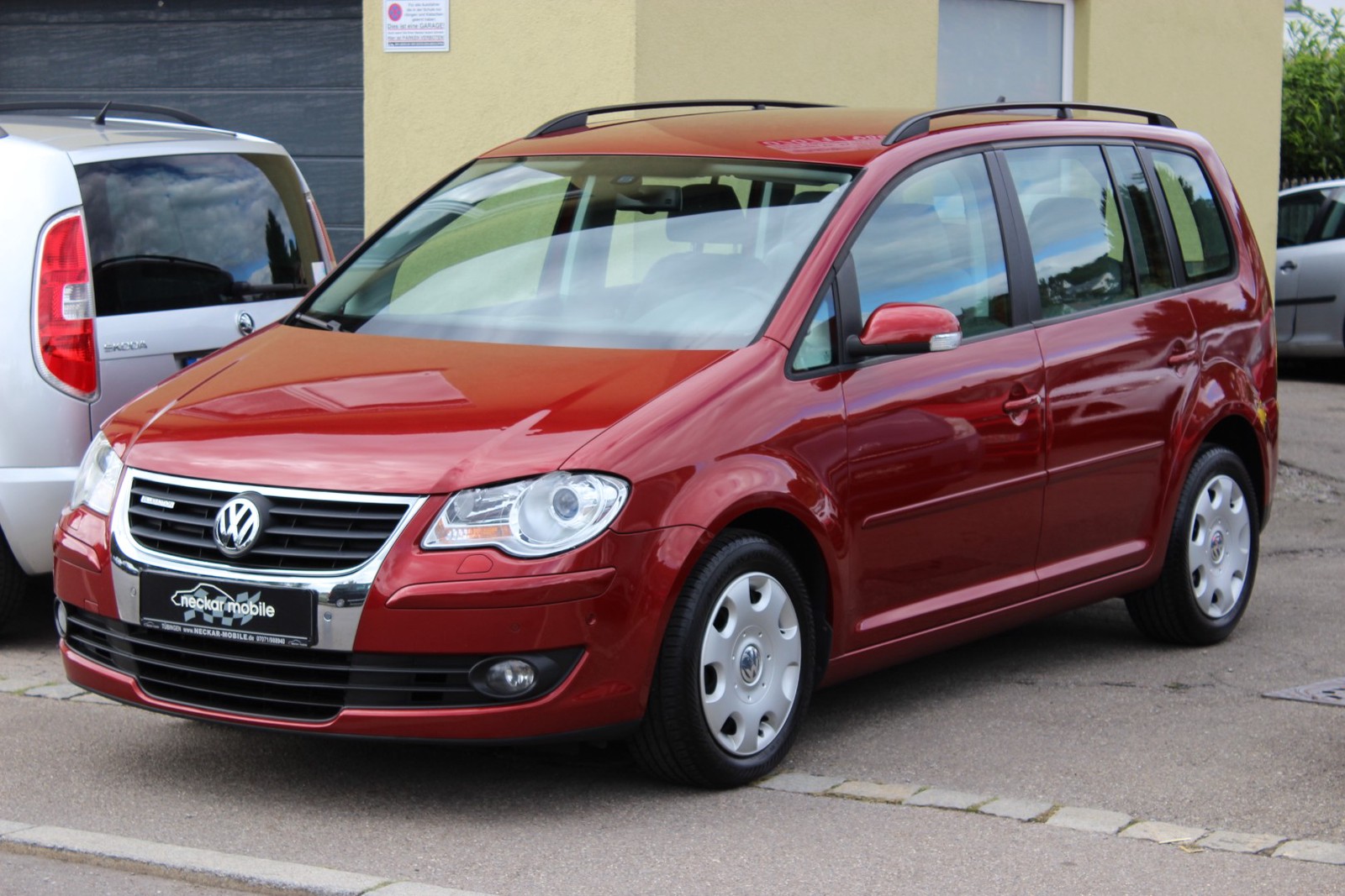 Volkswagen Touran 1.9 Trendline BlueMotion Sitzheizung Navi PDC