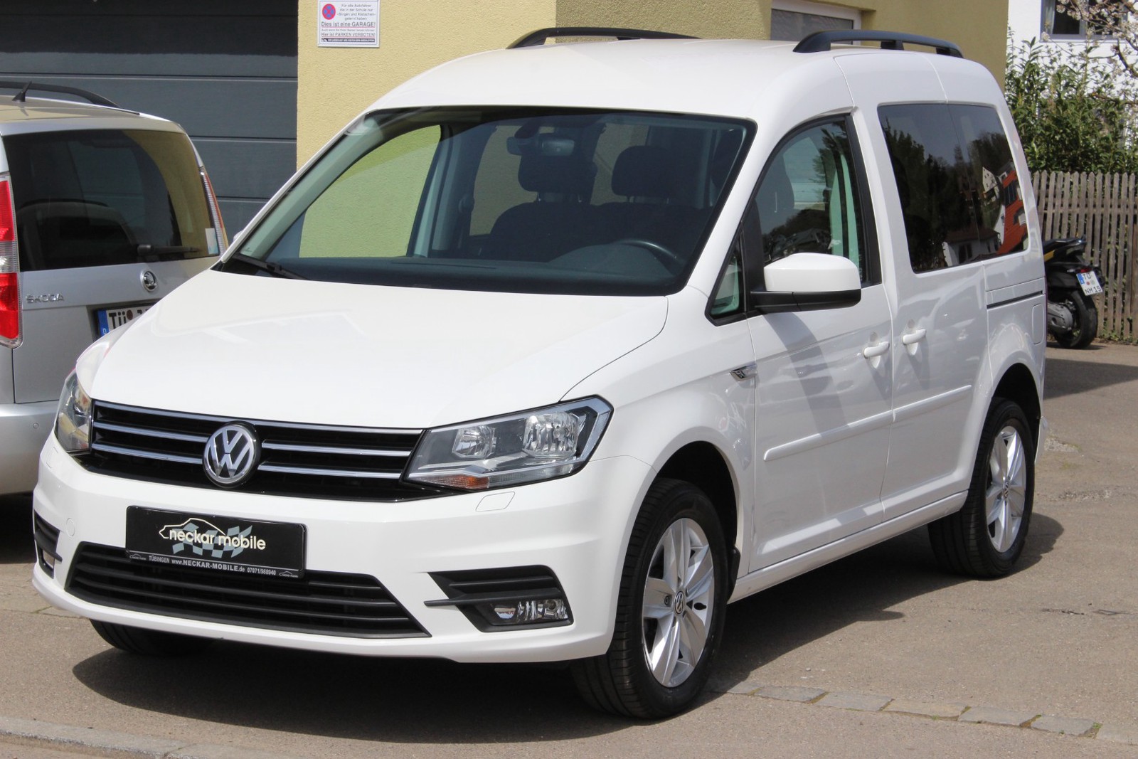 Volkswagen Caddy 1.4TSI Comfort Navi Sitzhzg PDC Bluetooth
