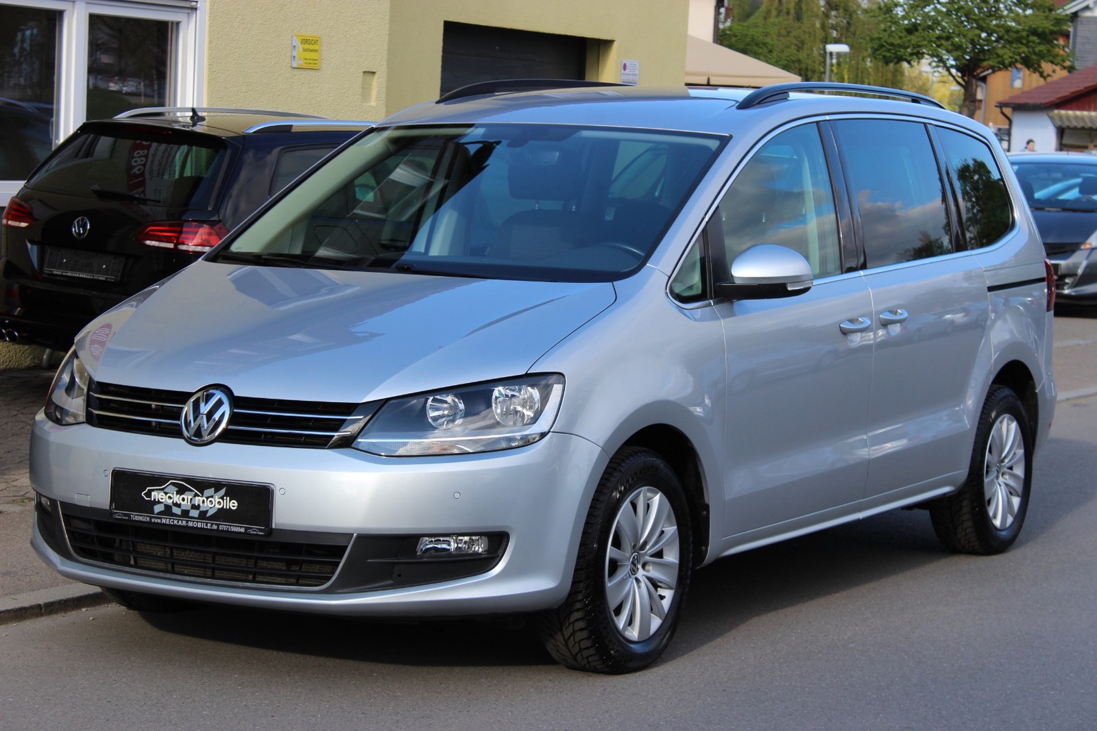Volkswagen Sharan 2.0TDI Comfortline DSG Navi 7Sitz PDC SHZ