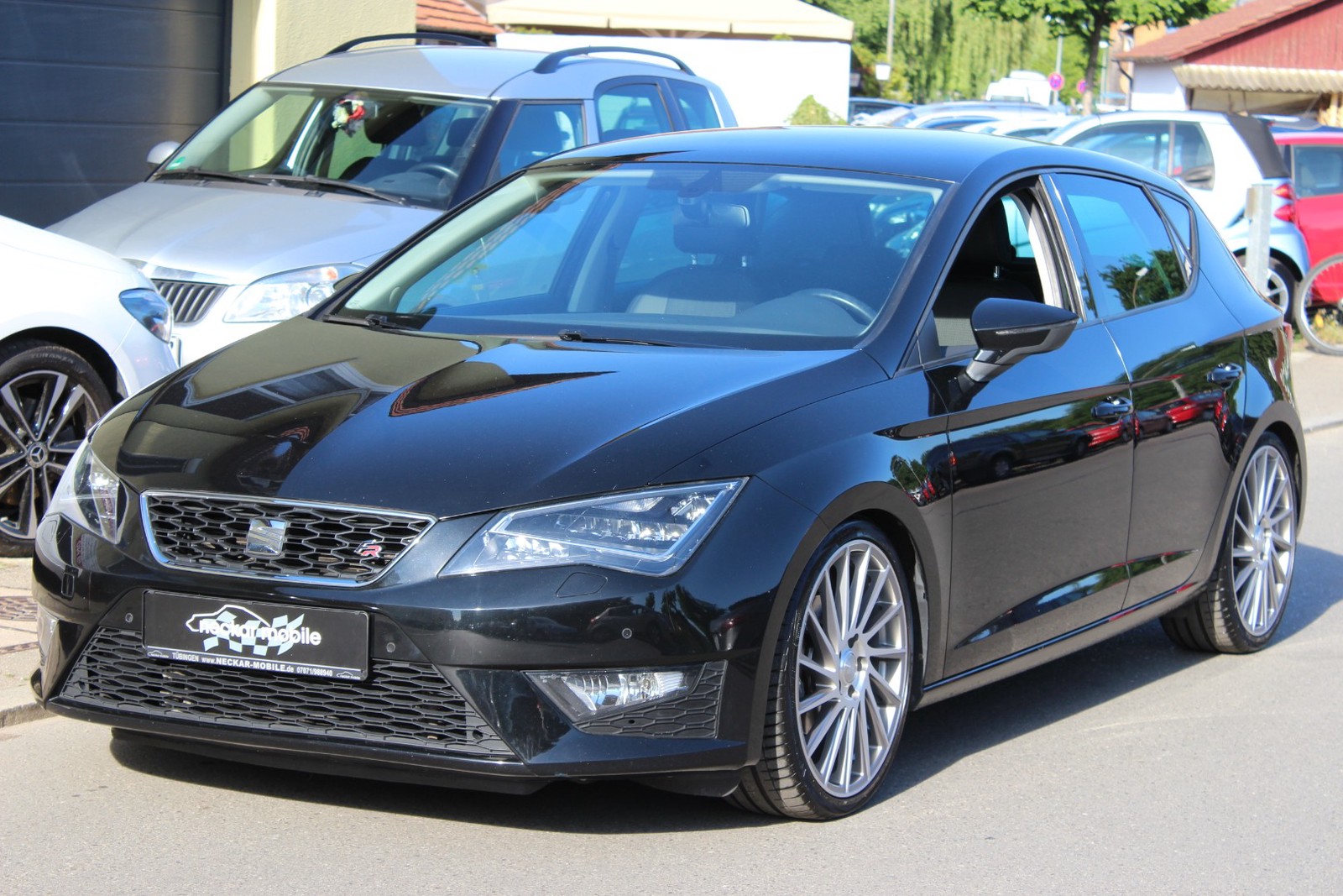 Seat Leon FR 2.0 TDI Navi LED Teilleder EURO6 PDC SHZ