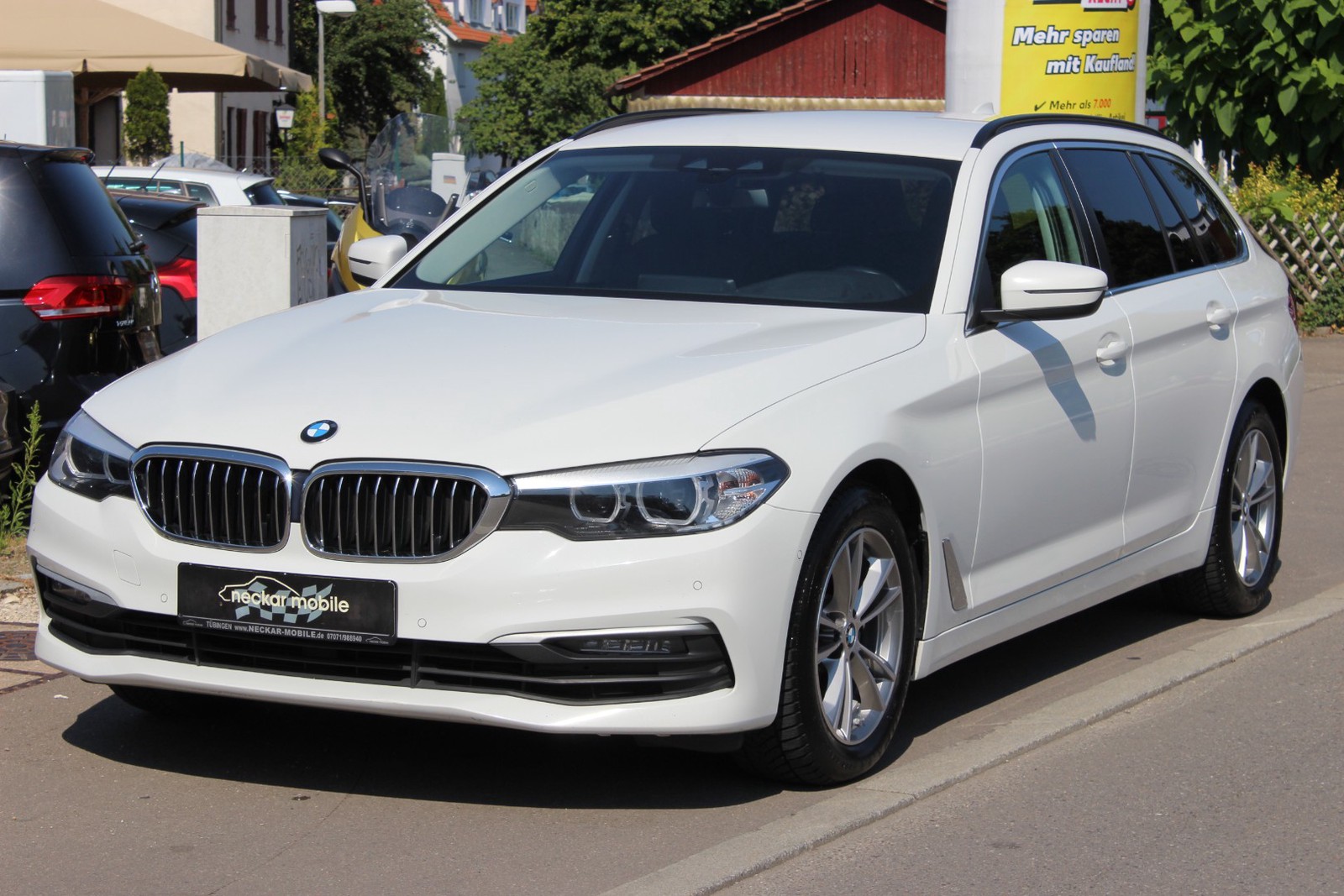 BMW 520 d Aut NaviProf LED AHK Kamera HuD
