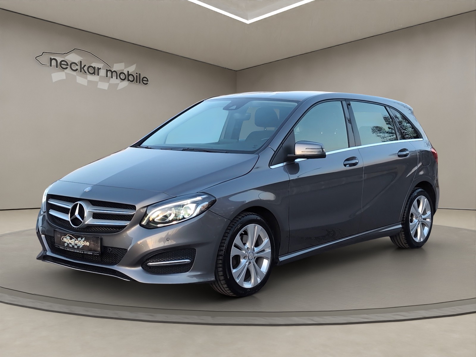 Mercedes-Benz B 200d Urban 7DCT LED PDC AHK Sitzheizung