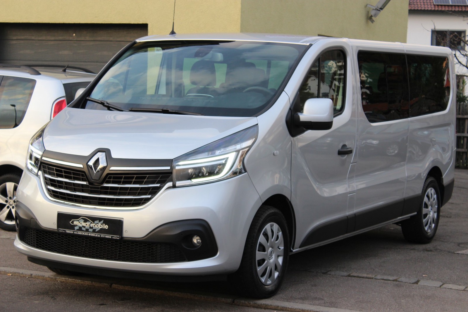 Renault Trafic Combi 2.0dci L2H1 3,0t Life Navi LED Kamera