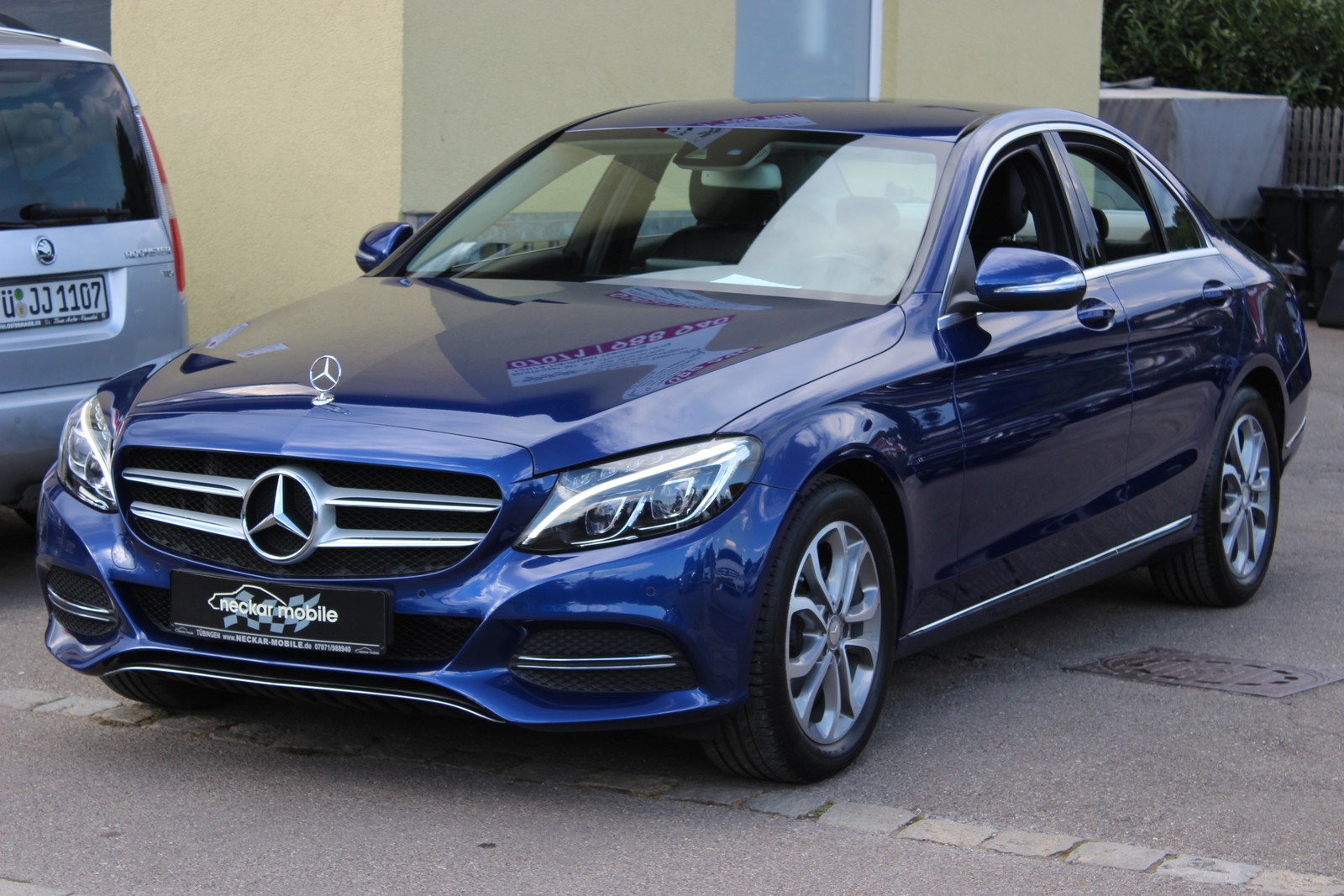 Mercedes-Benz C 180CGI Avantgarde ILS NAVI Sitzheiz Parkassist