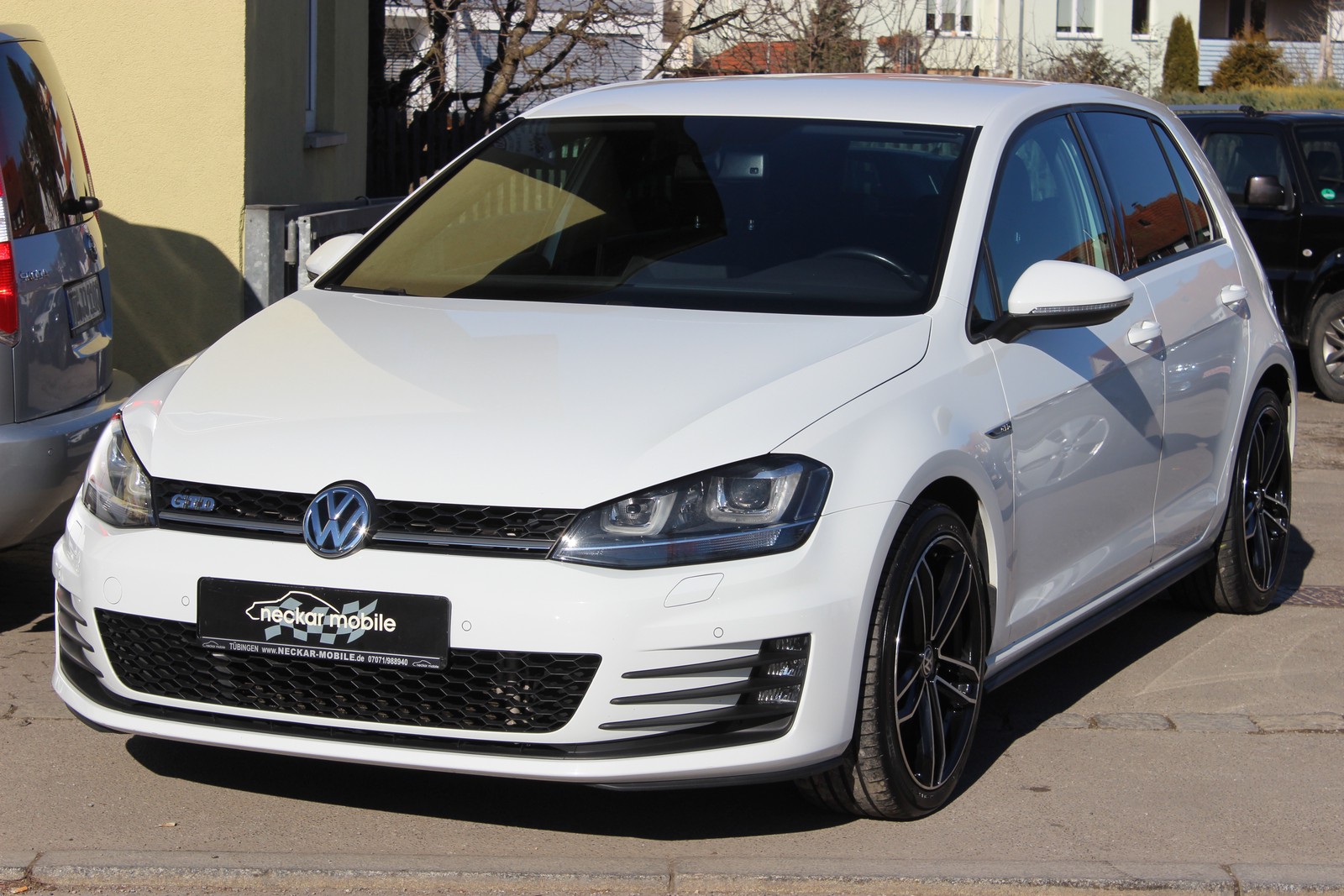 Volkswagen Golf GTD 2.0TDI DSG Standheizg Navi Xenon PDC Kam