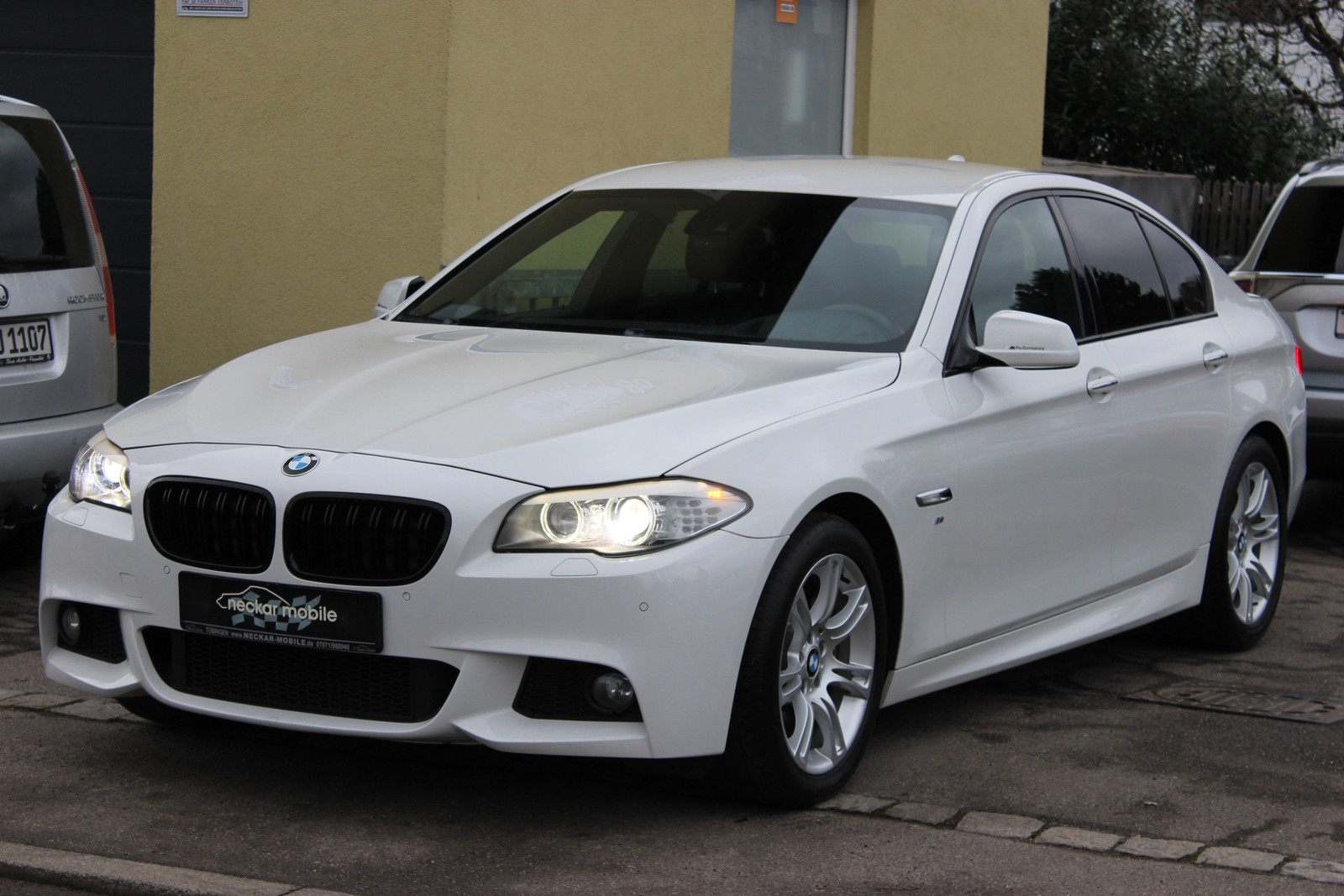 BMW 525d xDrive 2.0 Klima Sport-Paket M Bi-Xenon HuD PDC Sitzheiz