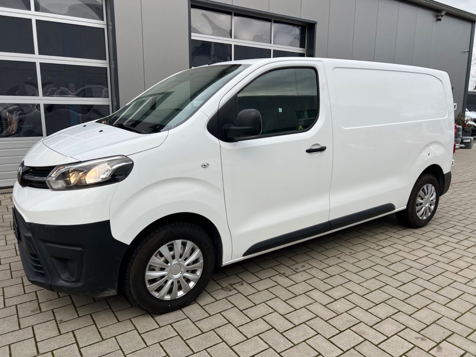 Toyota Proace (Verso)