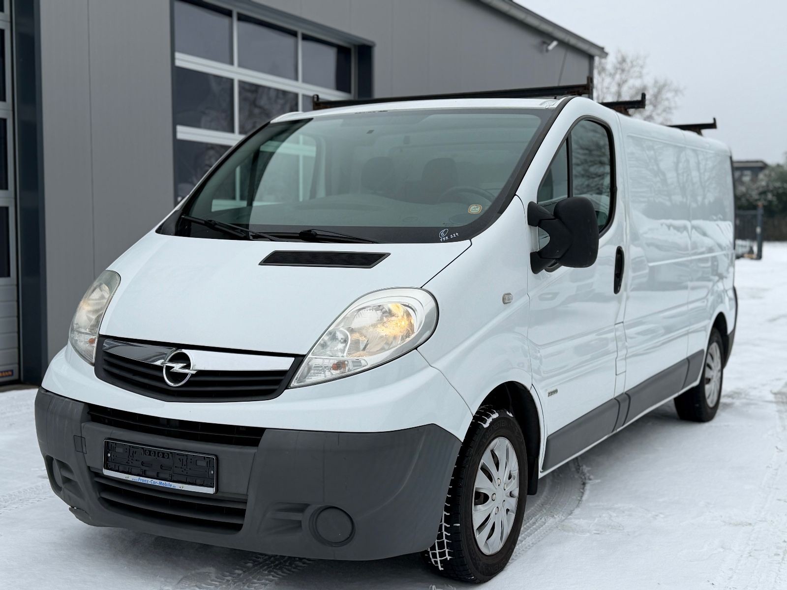 Opel Vivaro 2.0 L2H1 AHK/Klima/Tempomat/3-Sitze