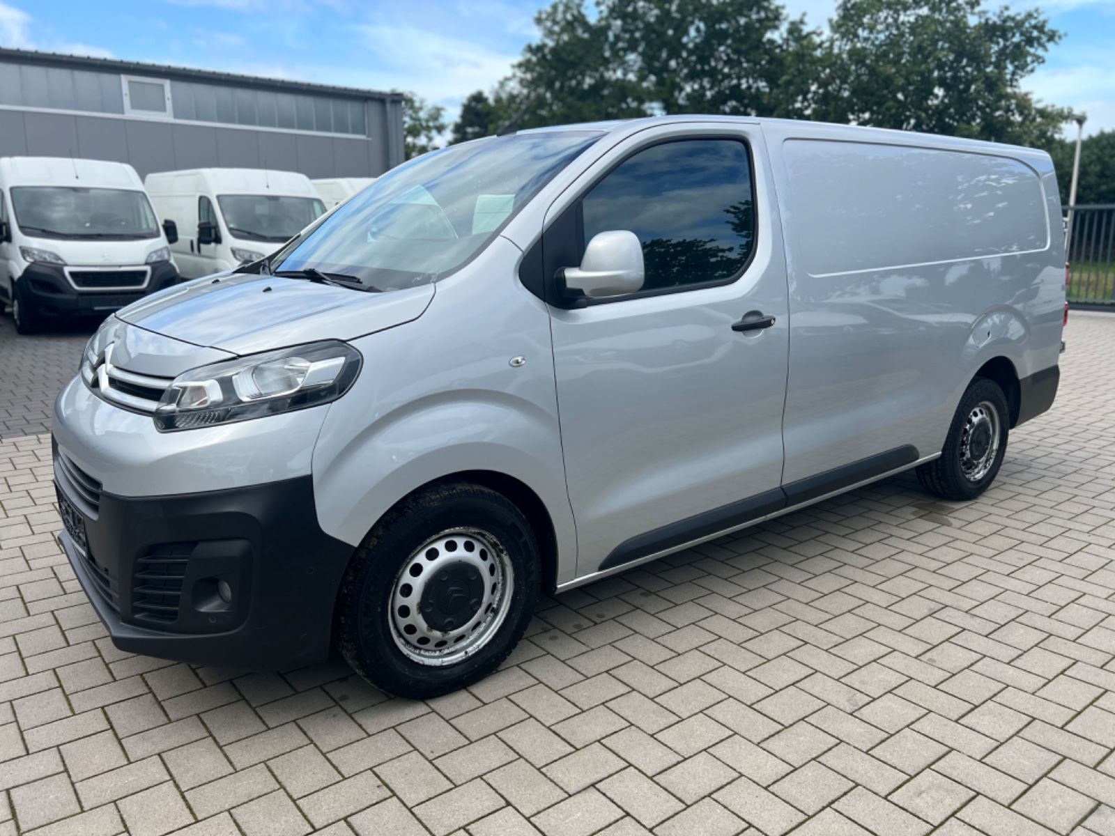Citroën Jumpy Kasten XL(L3)/Kamera/Webasto/CarPlay/Tempo