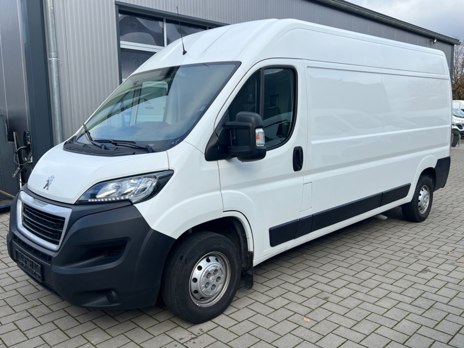 Peugeot Boxer Kasten 335 L3H2 Premium/Klima/Standheizung
