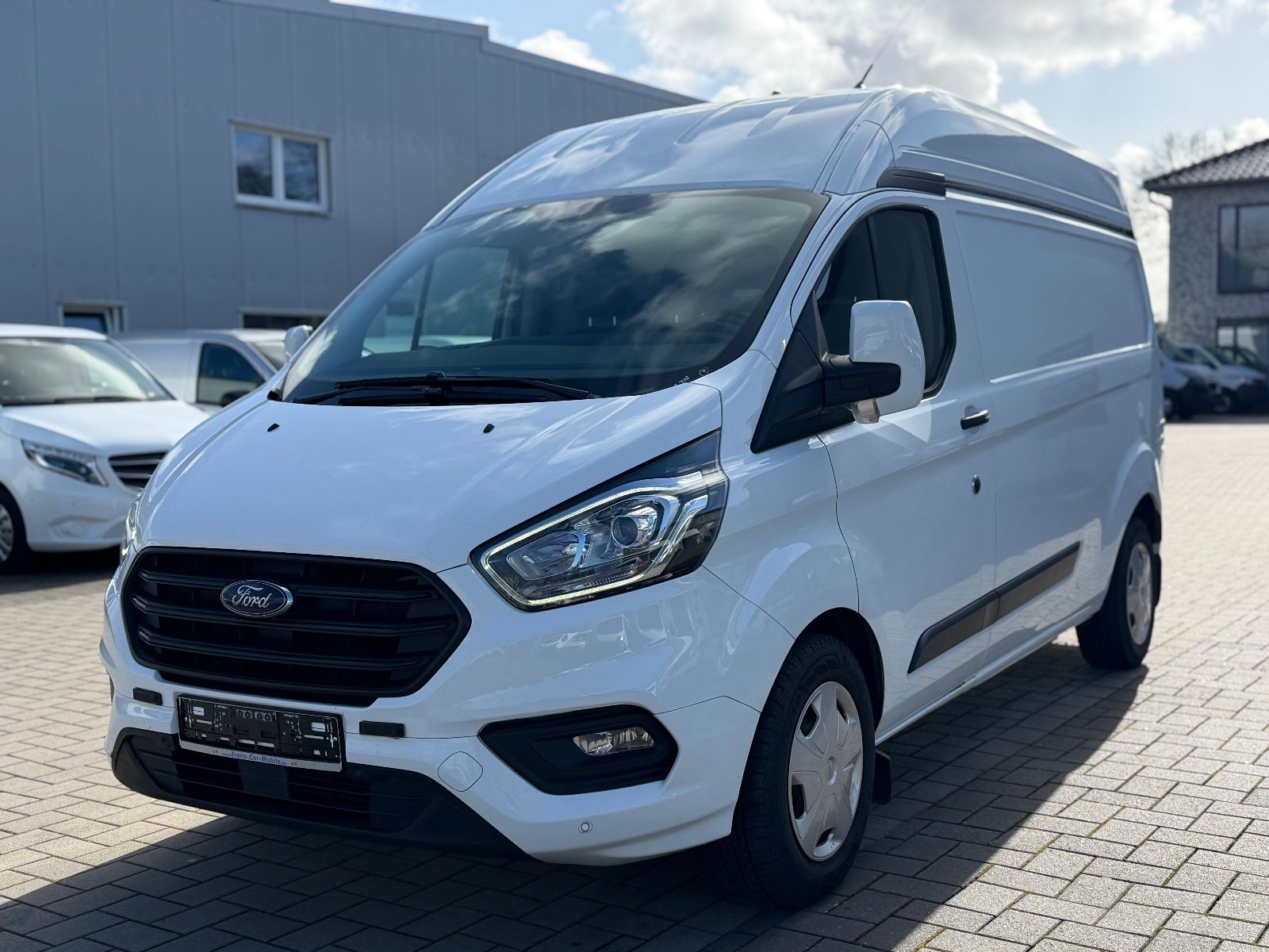 Ford Transit Custom Kasten L2 Kamera/AHK/Fenster/PDC+