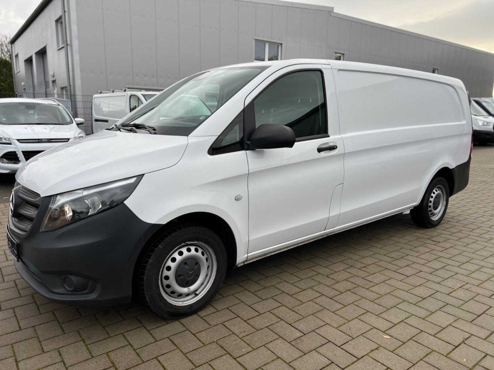 Mercedes-Benz Vito Kasten 114 CDI/PDC/Tempomat/PDC/Extra-Lang