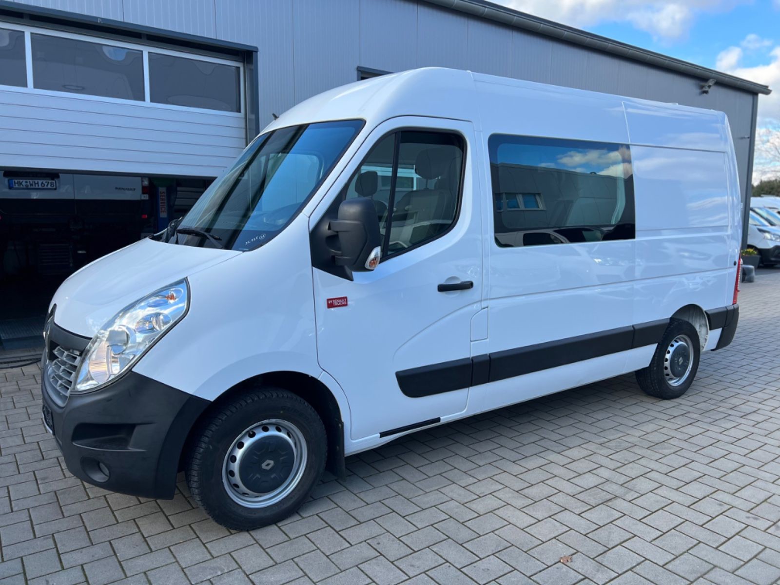 Renault Master Kasten L2H2/3,5t/Mannschaftwagen/Webasto