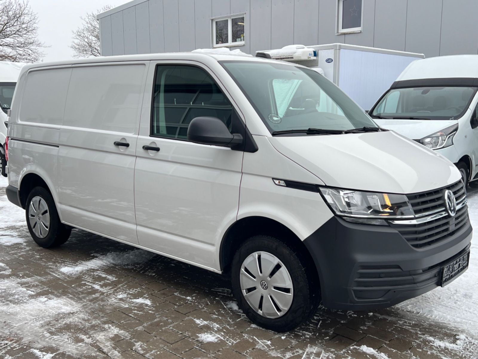 Volkswagen T6.1 Transporter Kasten/Standheizung/Klima/AHK+
