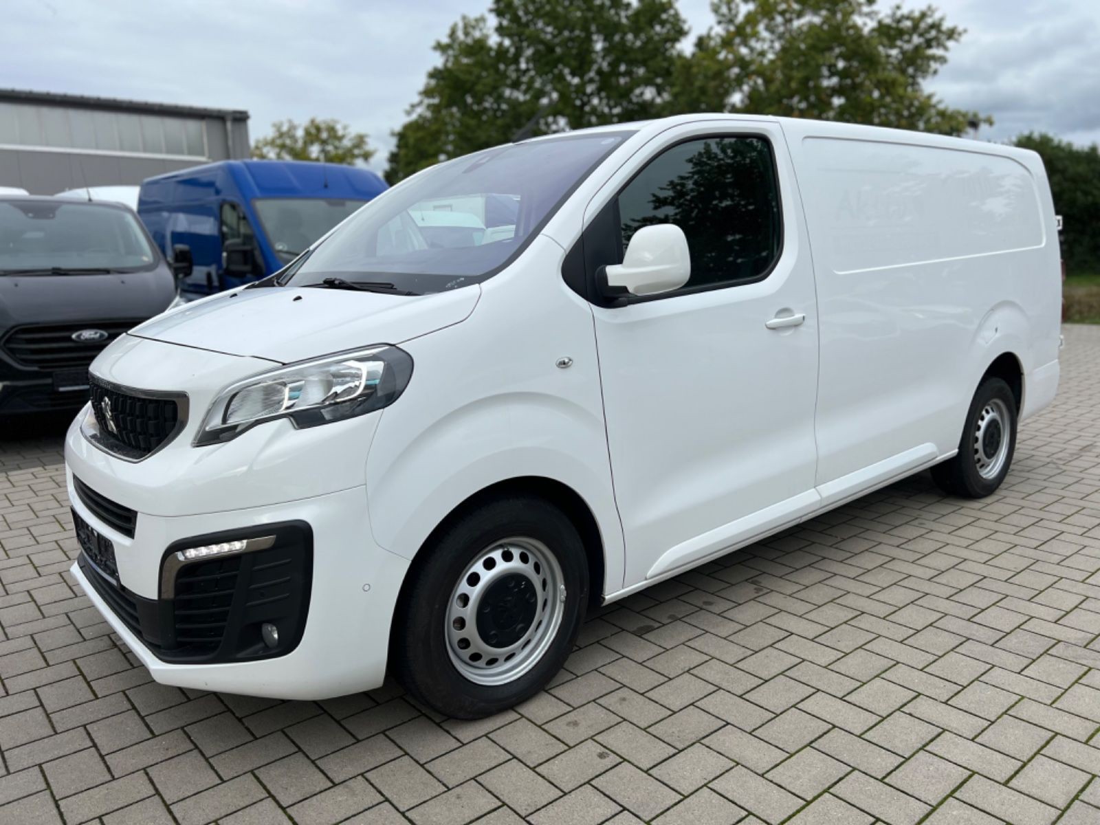 Peugeot Expert Kasten Premium L3/Automatik/AppleCar/PDC+