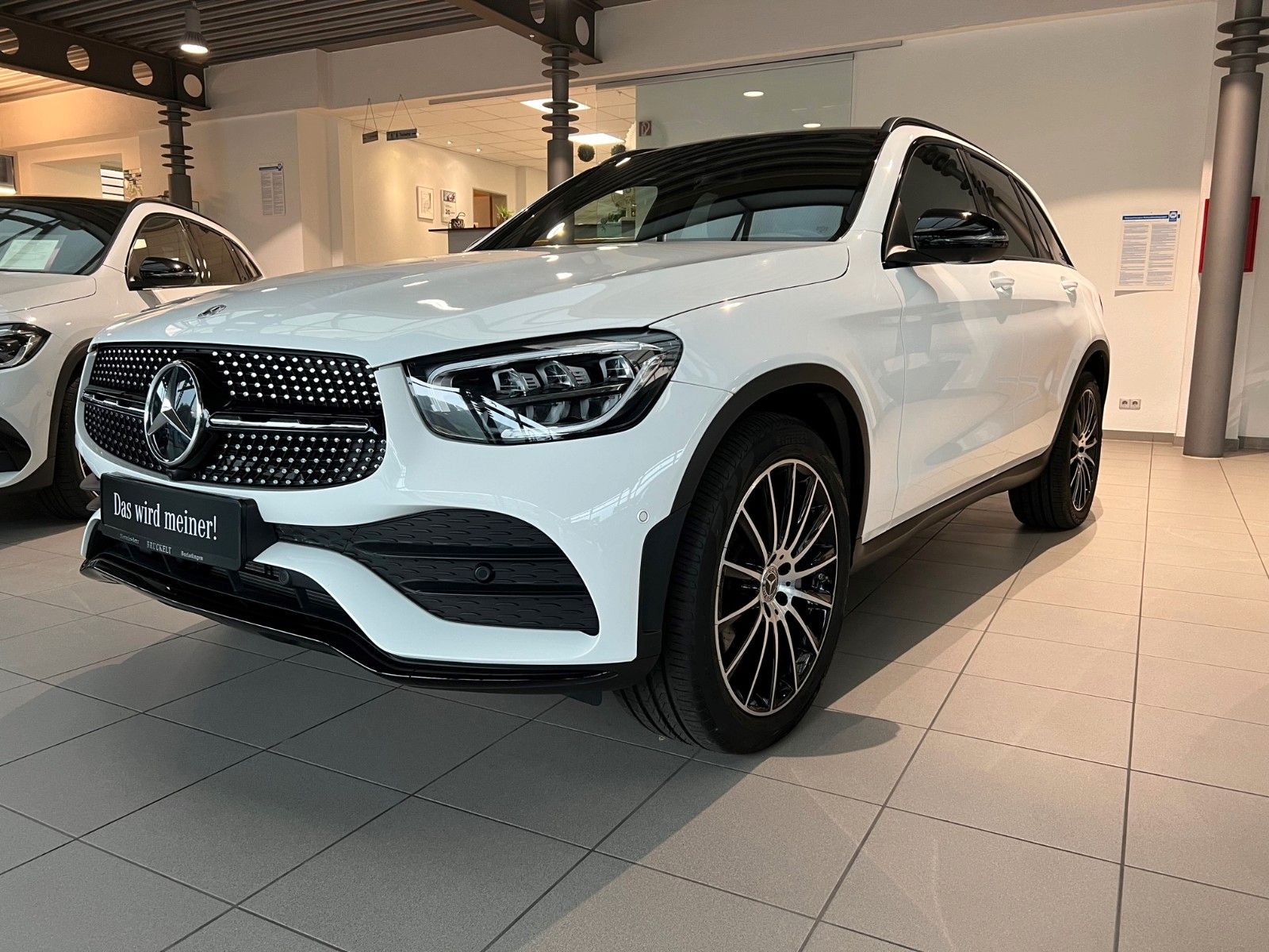 Mercedes-Benz GLC 200 4M,AMG-Line,Pano,AHK,360°,EASY-PACK